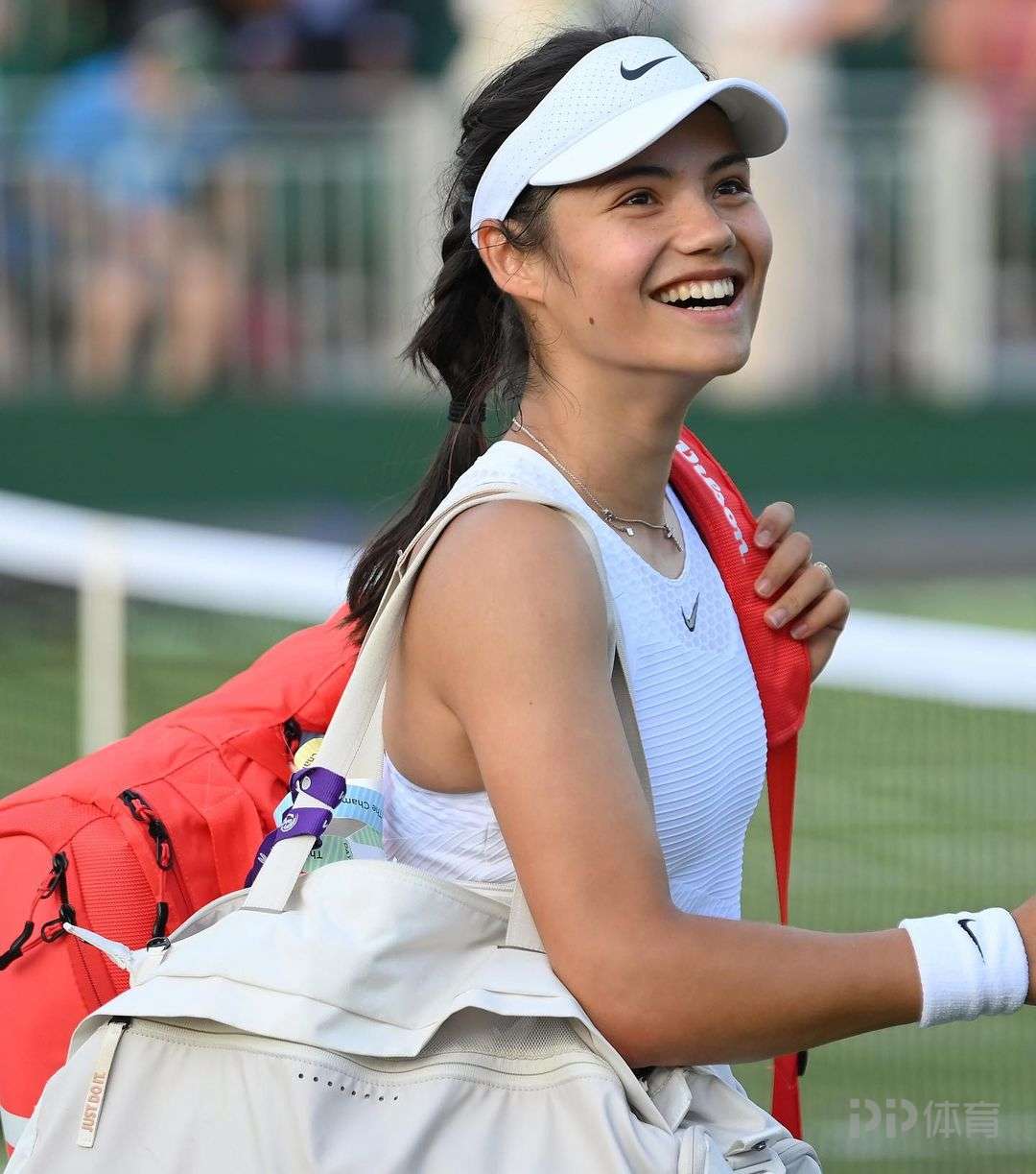 定伊萨克在 定伊萨克在