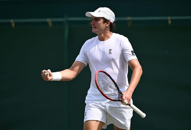 赛季表现曾 赛季表现曾